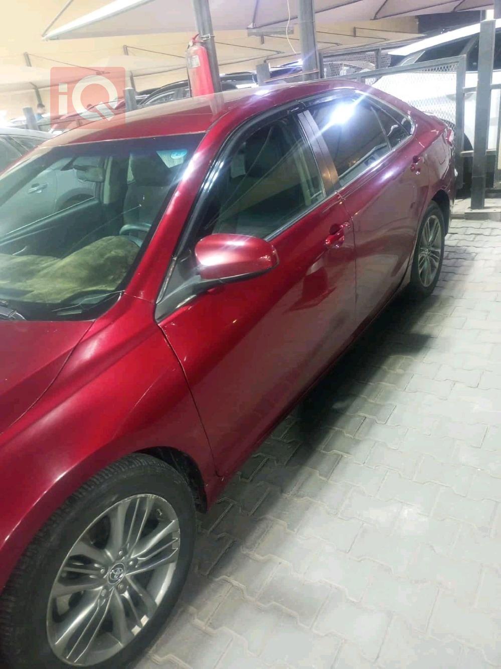 تۆیۆتا کامری